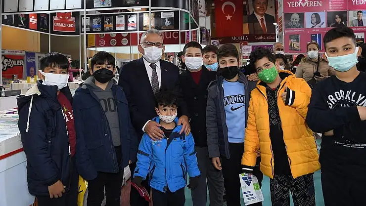 4. KAYSERİ KİTAP FUARI, KENDİ REKORUNU KIRDI