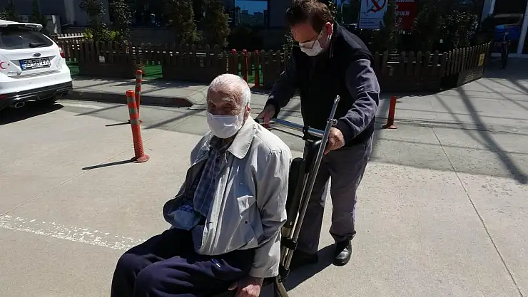 96 YAŞINDA KORONA VİRÜSÜ YENDİ!