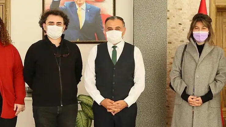 AGÜ MİMARLIK BÖLÜMÜNDEN BAŞKAN CABBAR'A ZİYARET