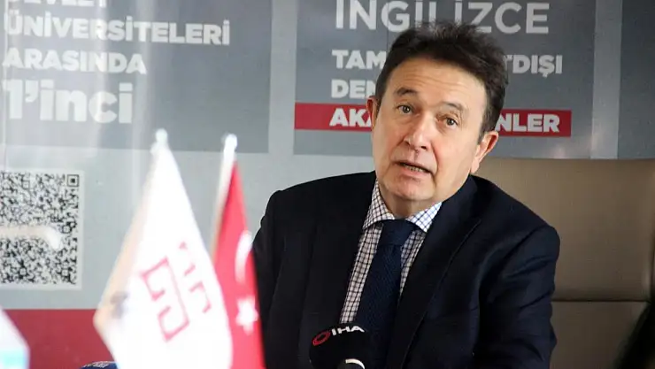 AGÜ REKTÖRÜ SABUNCUOĞLU: 'BU GÜZEL ŞEHRE 13 ÖDÜL GETİRDİK'