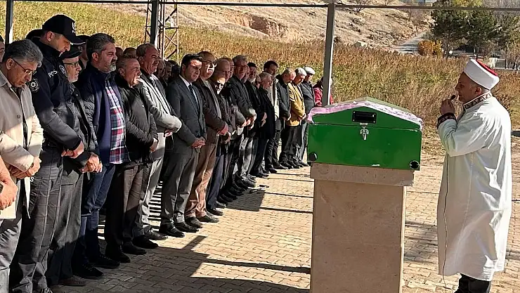 AK PARTİLİ İLÇE BAŞKANI KORKMAZYİĞİT'İN ACI GÜNÜ