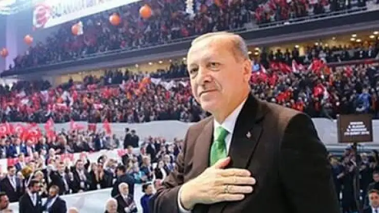 AK PARTİ'NİN 75 KİŞİLİK MKYK LİSTESİ BELLİ OLDU