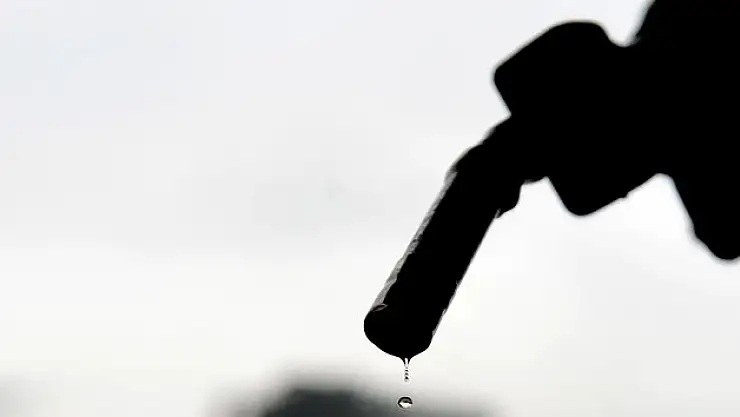 Akaryakıta büyük zam bekleniyor