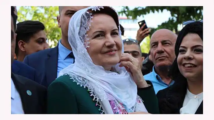 AKŞENER, AŞI OLURKEN FOTOĞRAF PAYLAŞMAMA NEDENİNİ AÇIKLADI