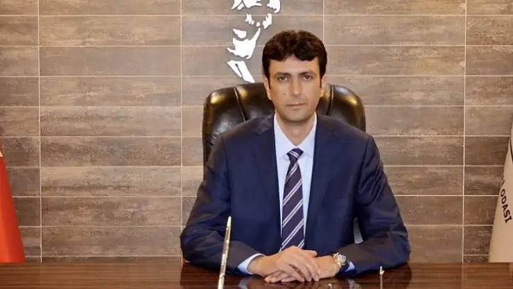 AKSOY: 'BABA, AİLENİN TEMEL DİREĞİDİR'