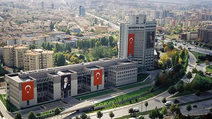 Alıkonulan Türk vatandaşları için gerekli girişimlerde bulunuldu