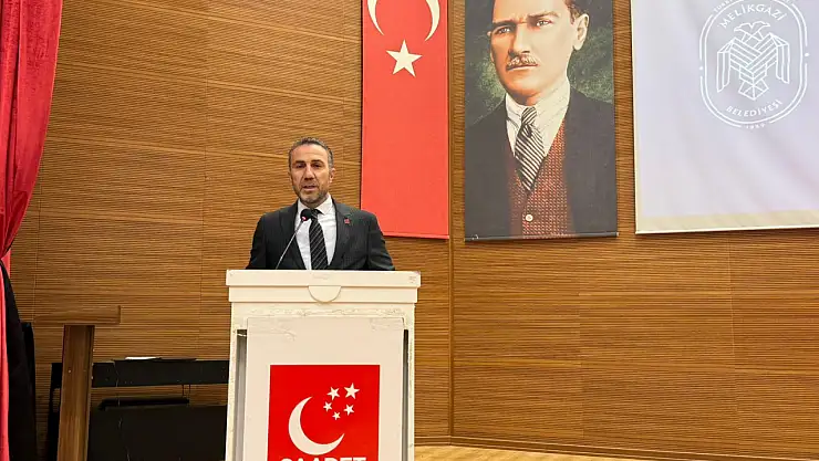 Altun'dan Davutoğlu'na sert eleştiri: Siyaset hatıralar albümü değildir!