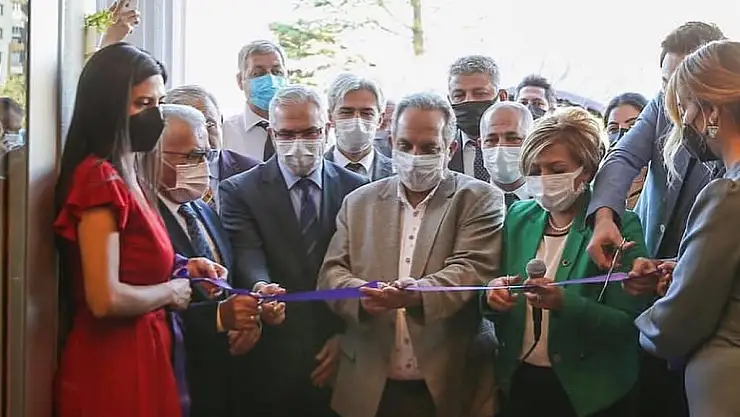 AMERİKAN KÜLTÜR YABANCI DİL KURSU TALAS'TA AÇILDI