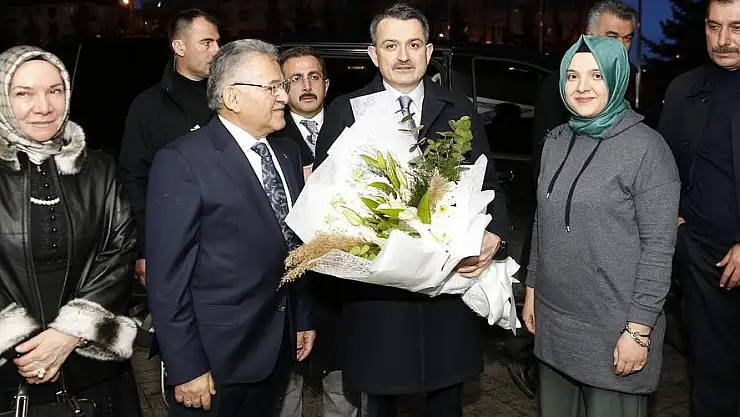 Bakan Pakdemirli Büyükşehir'de!