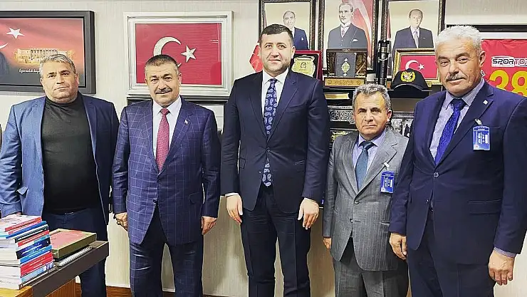 BAKİ ERSOY, KOCASİNAN MAHALLESİNDE YAŞANAN SU SORUNUNU DSİ'YE İLETTİ