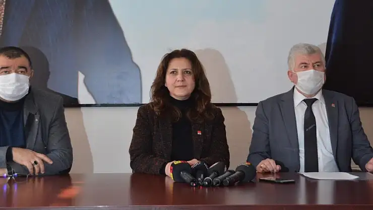 BAL: 'VATANDAŞA PARAYI KAŞIKLA VERİP, KEPÇEYLE ALIYORLAR'