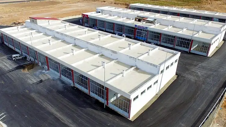 BAŞKAN ALTUN: 'SANAYİ SİTESİ ESNAFLARIN TAŞINMASI İÇİN HAZIR HALE GELDİ'