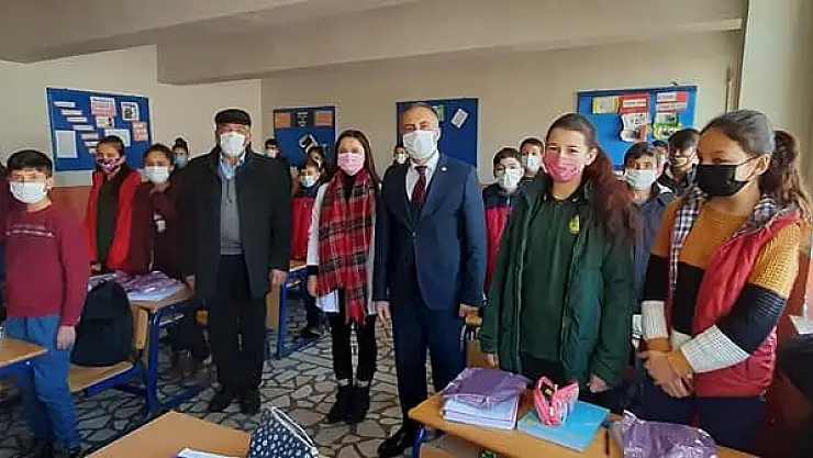 BAŞKAN BAYRAK'TAN EĞİTİME BÜYÜK DESTEK