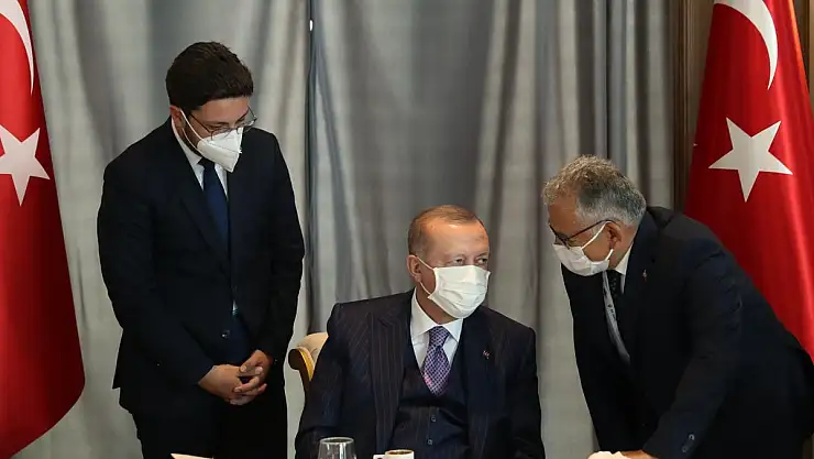 BAŞKAN BÜYÜKKILIÇ, DEMOKRASİ ADASI'NDA CUMHURBAŞKANI ERDOĞAN İLE GÖRÜŞTÜ