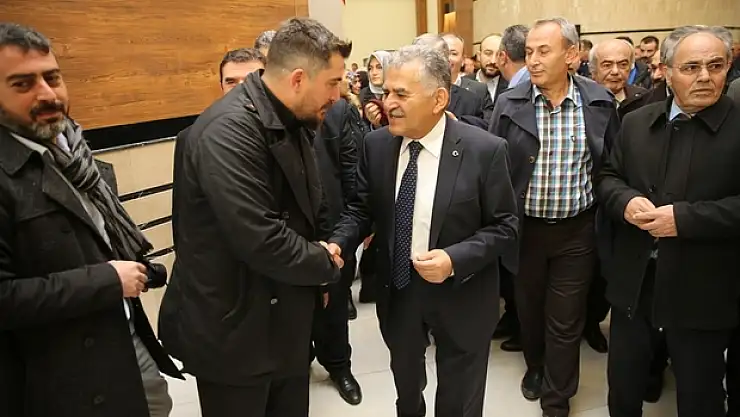 Başkan Büyükkılıç tebriklere teşekkür etti