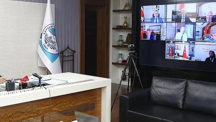 BAŞKAN BÜYÜKKILIÇ'TAN : 'HEMŞİRELERİMİZ ŞEHRİNE SAHİP ÇIKSIN' ÇAĞRISI