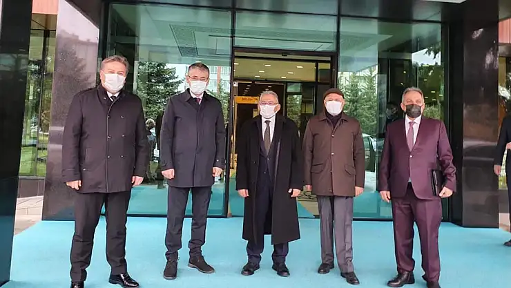 BAŞKAN BÜYÜKKILIÇ'TAN 'İSTİŞARE' TOPLANTISI