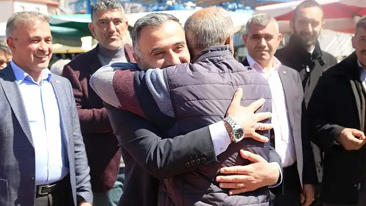 BAŞKAN CABBAR'DAN TÜM PAZAR ESNAFINA JEST