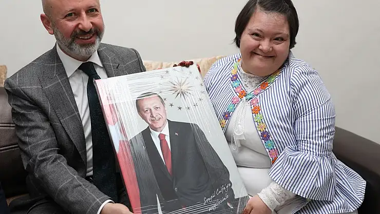 BAŞKAN ÇOLAKBAYRAKDAR: 'DOWN SENDROMLULARIN HER ZAMAN YANINDAYIZ'