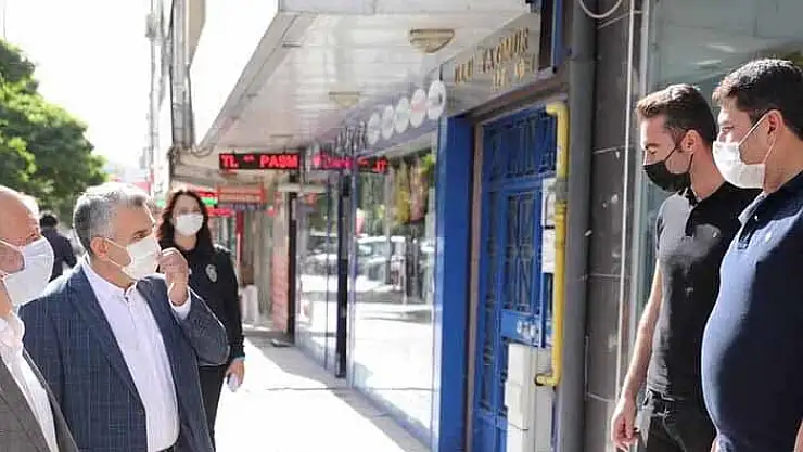 BAŞKAN ÇOLAKBAYRAKDAR'DAN MASKE, MESAFE VE HİJYEN DENETİMİ