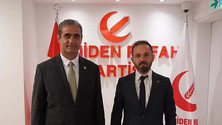 BAŞKAN ÖZCAN: 'YRP KAYSERİ'DE RÜZGÂR GİBİ ESECEK'