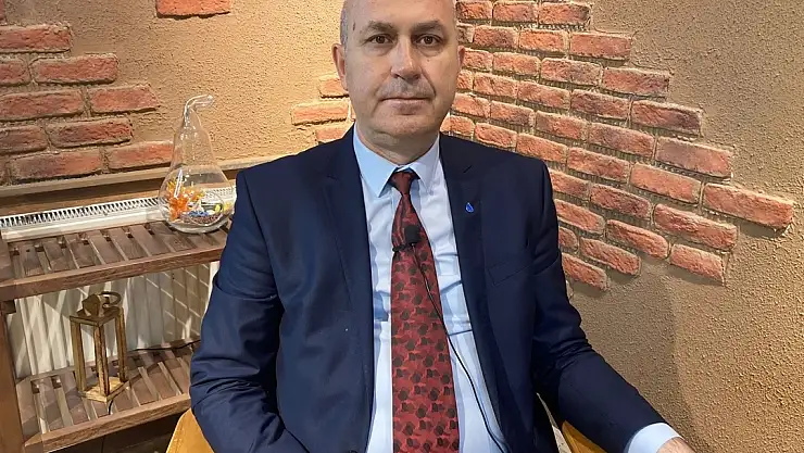 BAŞKAN ÖZKAYA: 'SEDAT KILINÇ'IN KAFASI KARIŞMIŞ'