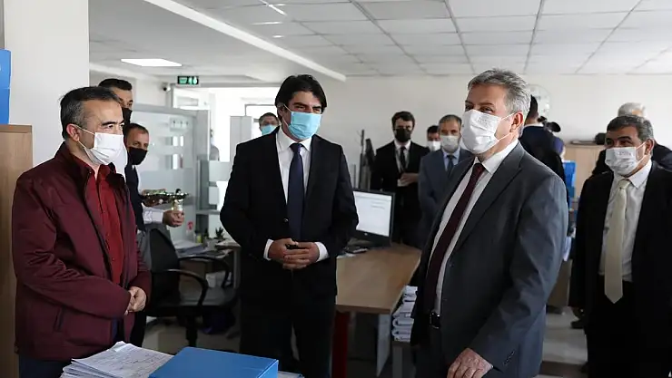 BAŞKAN PALANCIOĞLU, BELEDİYE PERSONELİ İLE BAYRAMLAŞTI