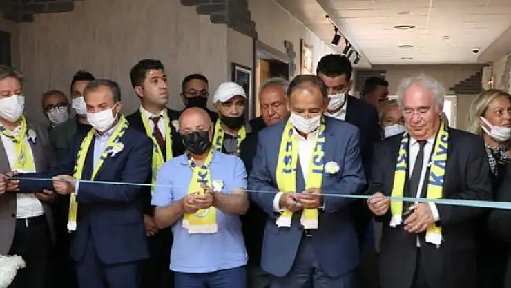 BAŞKAN PALANCIOĞLU KAYSERİ LİSESİ MEZUNLARI BULUŞMASINA KATILDI