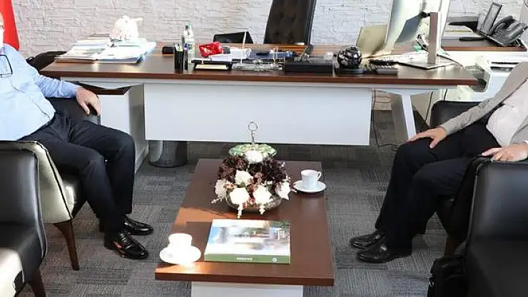 BAŞKAN TAŞYAPAN'DAN KAYÜ REKTÖRÜNE ZİYARET