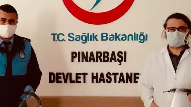 BAŞKAN UZUNLUOĞLU'NDAN SAĞLIK ÇALIŞANLARINA KORUYUCU MALZEME DESTEĞİ!