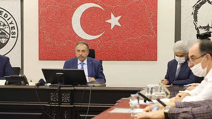 BAŞKAN YALÇIN HEM CEVAPLADI  HEM GÜNDEMİ DEĞERLENDİRDİ