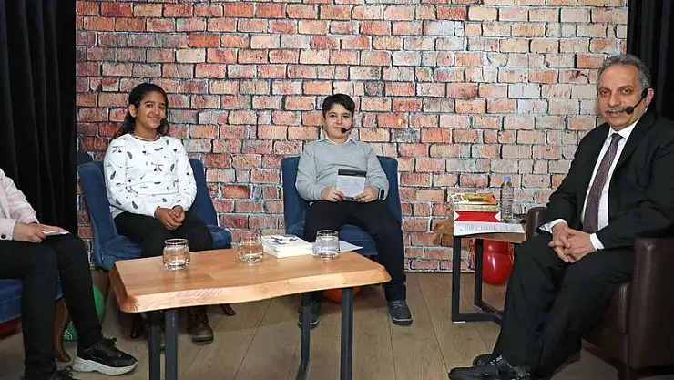 BAŞKAN YALÇIN VE AFACANLAR KAMERA KARŞISINDA