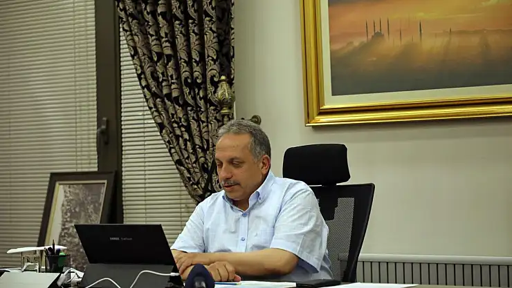 BAŞKAN YALÇIN'DAN EV OTURMASI TADINDA SOHBET