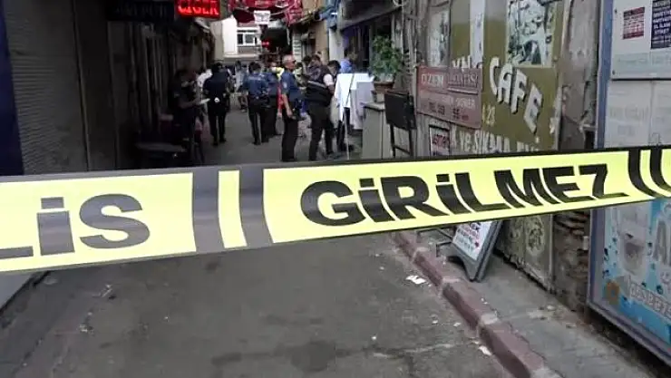 BERBER KALFASI, DÜN TIRAŞ ETTİĞİ MÜŞTERİSİ TARAFINDAN KURŞUN YAĞMURUNA TUTULDU