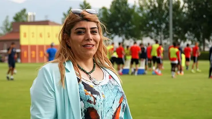 BERNA GÖZBAŞI, GENEL KURUL ÖNCESİ BAŞKAN ADAYLARINA SESLENDİ