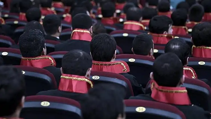 BİN 300 HAKİM VE SAVCI ADAYI ALINACAK