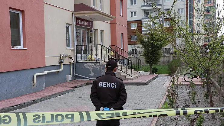 BİNA GÖREVLİSİ RAHATSIZLANDI, KAYSERİ'DE 3 BİNA DAHA KARANTİNAYA ALINDI