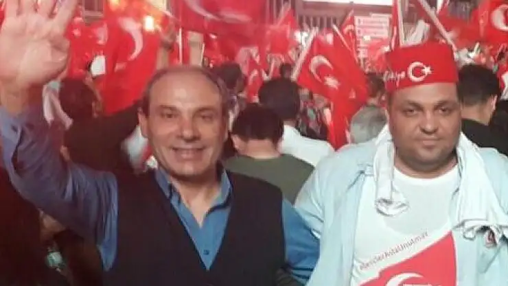 BÜLENT ARINÇ'A TEPKİLER ÇIĞ GİBİ BÜYÜYOR