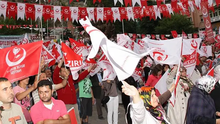 BÜYÜK BİRLİK PARTİSİ'NDE 4 İLÇE TEŞKİLATI İSTİFA ETTİ