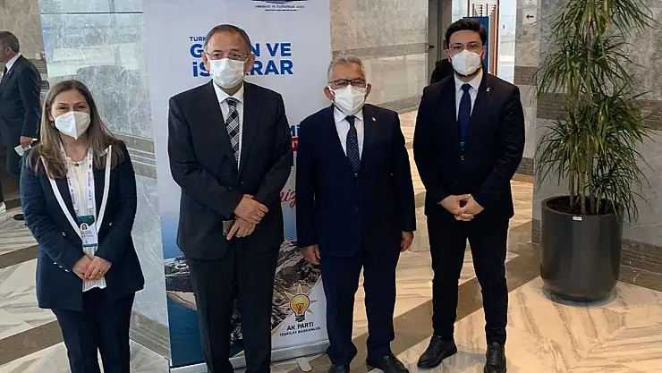 BÜYÜKKILIÇ, DEMOKRASİ VE ÖZGÜRLÜKLER ADASI'NDA TOPLANTIYA KATILDI