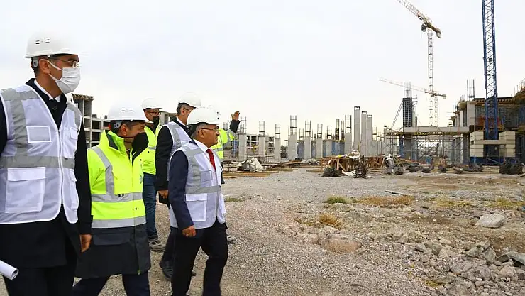 BÜYÜKKILIÇ VE ÇOPUROĞLU'NDAN HAVALİMANI İNCELEMESİ