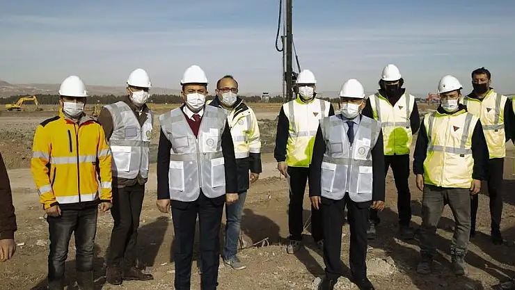 BÜYÜKKILIÇ'TAN HAVALİMANI ÇALIŞMALARINA YAKIN MARKAJ