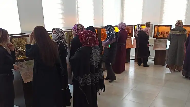 BÜYÜKŞEHİR, KEREM İLE ASLI'NIN HİKÂYESİNİ TÜM KAYSERİLİLERE ANLATIYOR