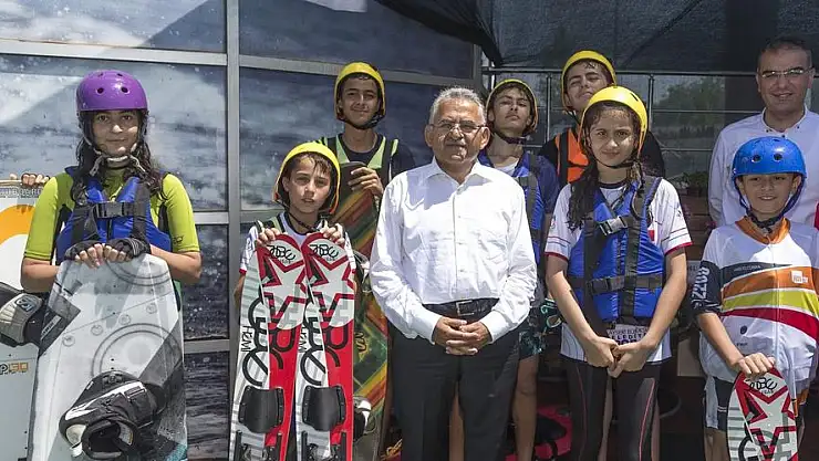 BÜYÜKŞEHİR SPOR A.Ş.'DEN 10 BİN GENÇ VE ÇOCUĞA EĞİTİM