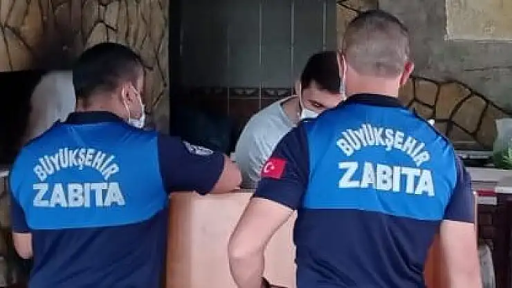 BÜYÜKŞEHİR ZABITA EKİPLERİ 'GÜVENLİ KAYSERİ' İÇİN ÇALIŞMALARINI SÜRDÜRÜYOR