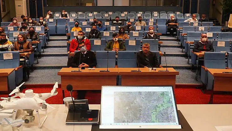 BÜYÜKŞEHİR'DEN KAPSAMLI 'COĞRAFİ BİLGİ SİSTEMLERİ' SUNUMU