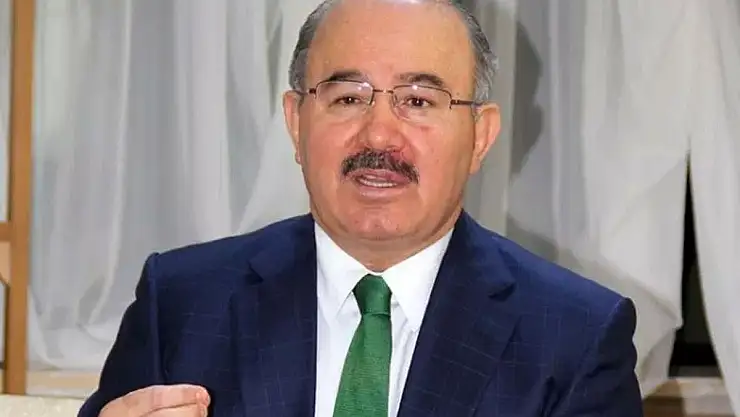 ÇELİK, BABACAN'IN PARTİSİNDE YOK!