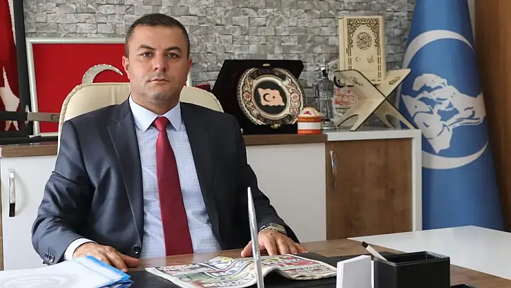 ÇELİK: 'TÜRKÇE, AĞZIMIZDA ANAMIZIN AK SÜTÜDÜR'