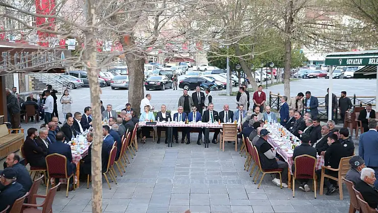 CUMHUR İTTİFAKI, ÖZVATAN'DA BULUŞTU