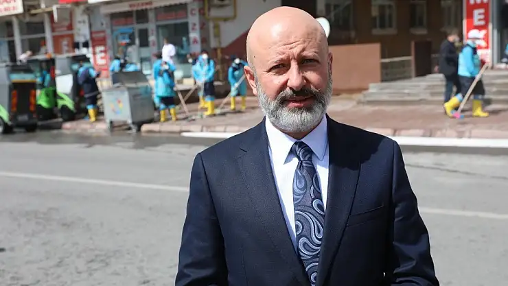 DAHA TEMİZ BİR KOCASİNAN İÇİN BAHAR TEMİZLİĞİ DEVAM EDİYOR